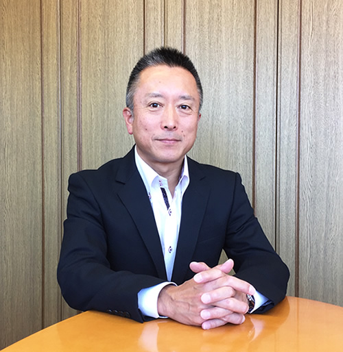 株式会社東郊建設 代表取締役社長 長塚弘司